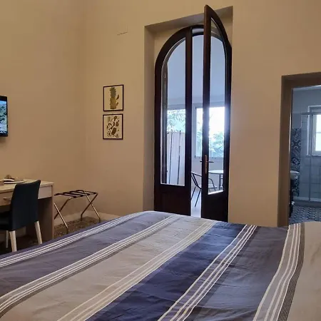 Arcovito 36 فندق مبيت وإفطار ريجّو دي كالابريا